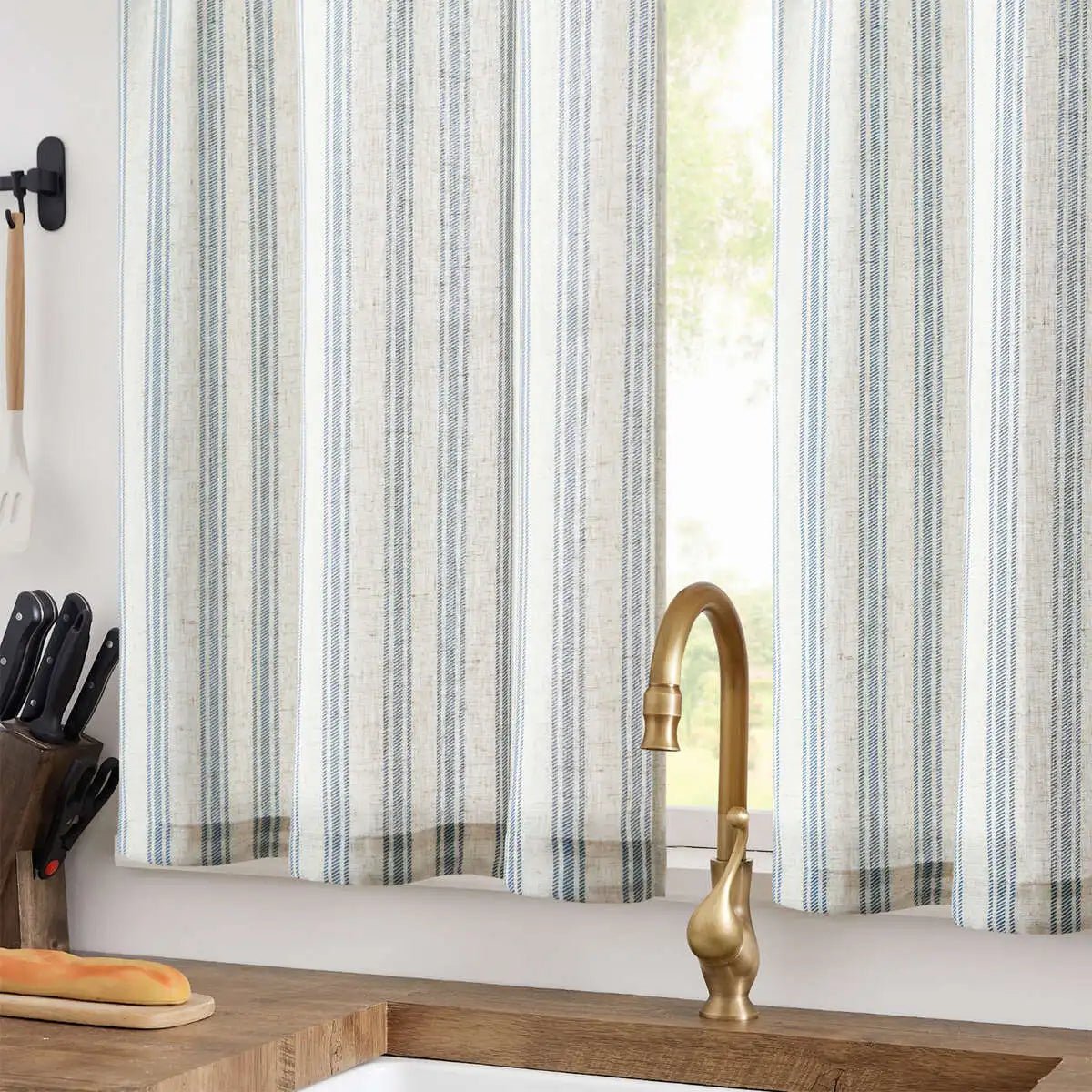 Rideau Bleu Pale Lin Rayure - La Maison des Rideaux