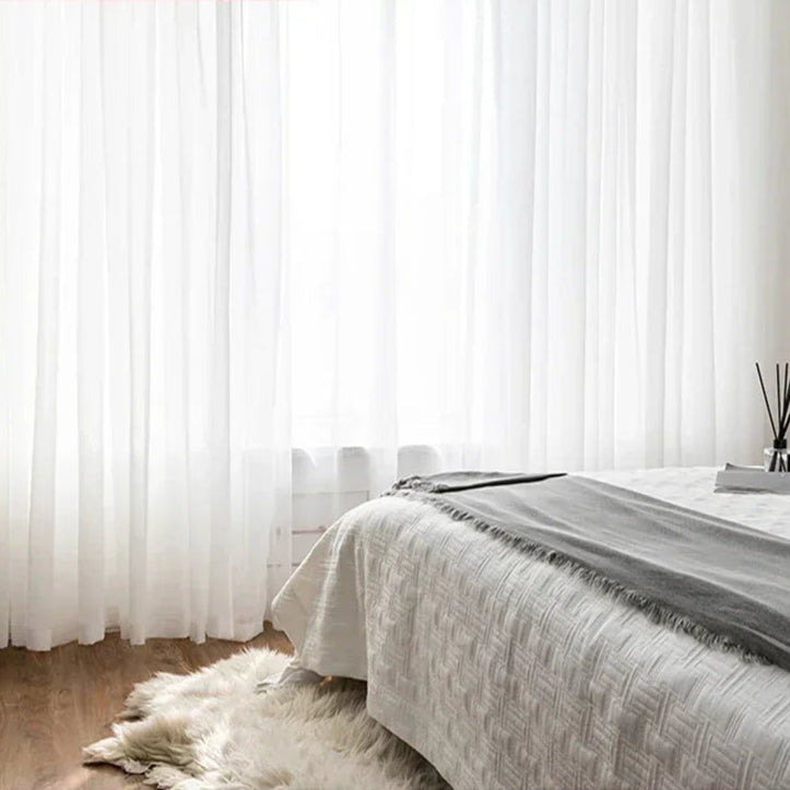 Rideau blanc transparent